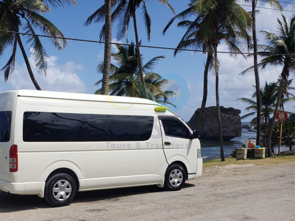 Forever Summer van in Bathsheba, Barbados